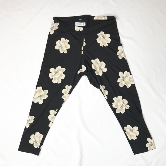 Black Legging With Cream Floral Print XXL Old Navy Cotton Spandex Full Length - Picture 3 of 11